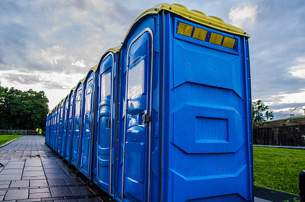 Best Affordable portable toilet rental  in Greens Farms, CT